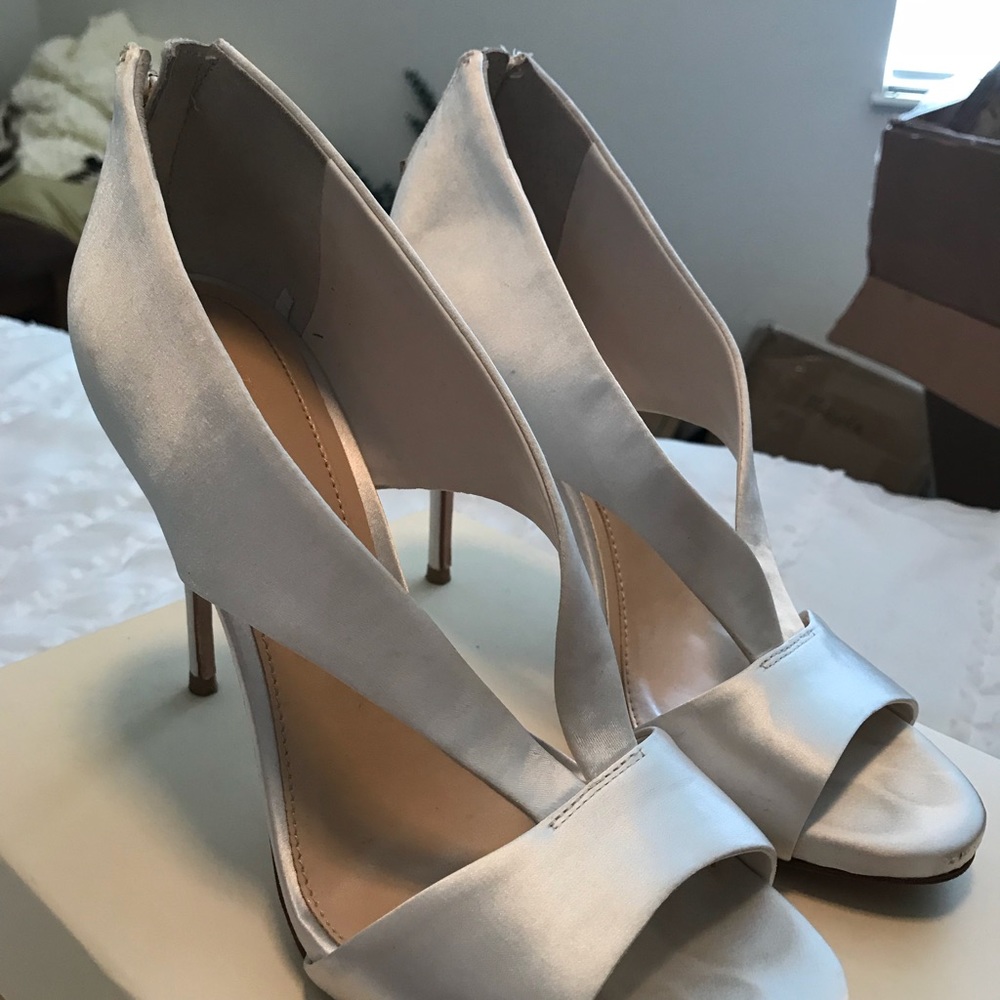Vince Camuto Imagine White 4 1/4 Inch Heels